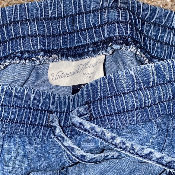 Denim Drawstring Shorts - Picture 3 of 3